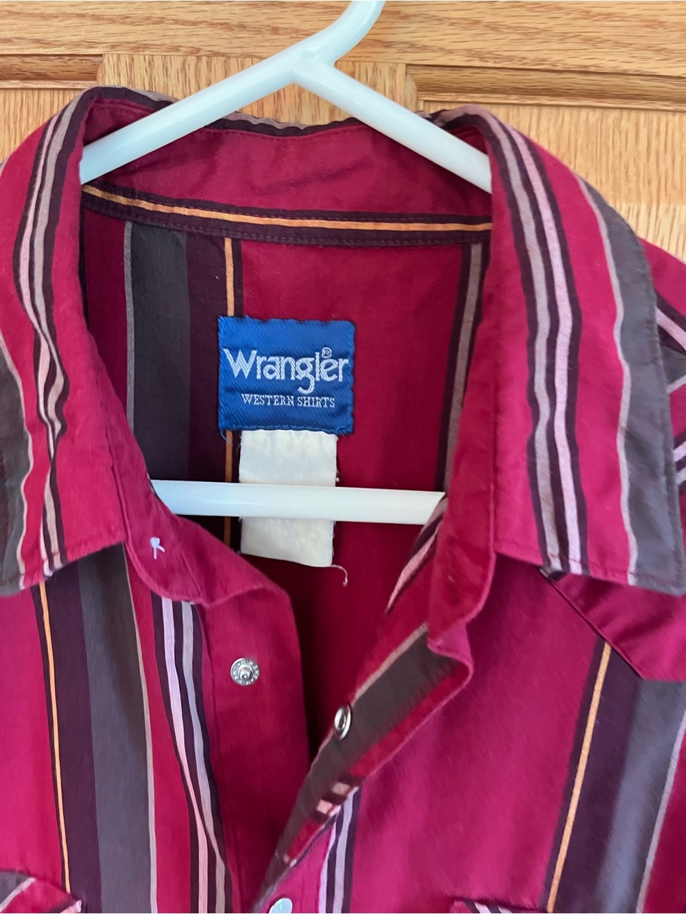 Vintage Wrangler Burgundy and Black Vertical Stripe Short Sleeve Shirt - Picture 2 of 3